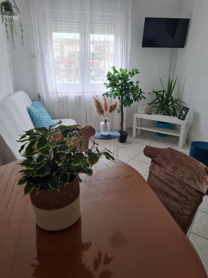 Mellon Apartments Zaton  Luaran gambar